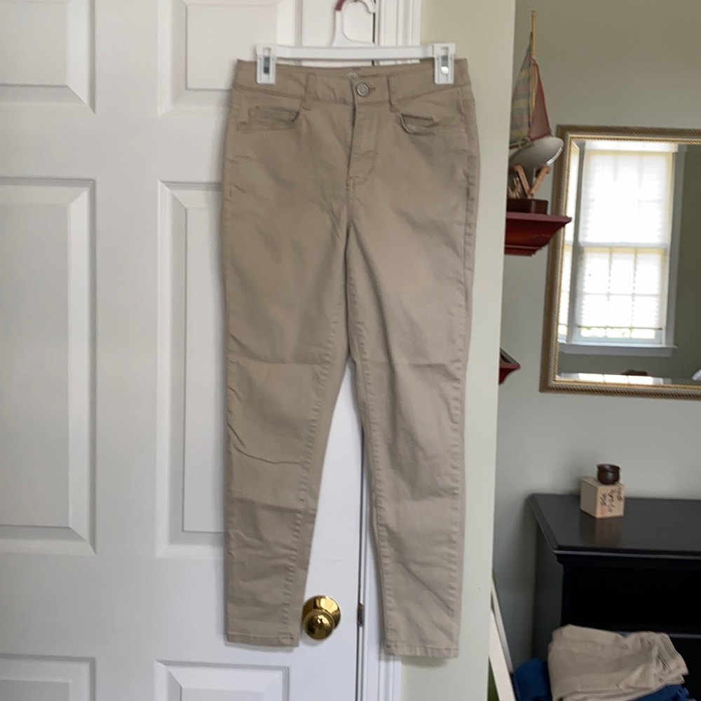 SO brand khaki jeggings